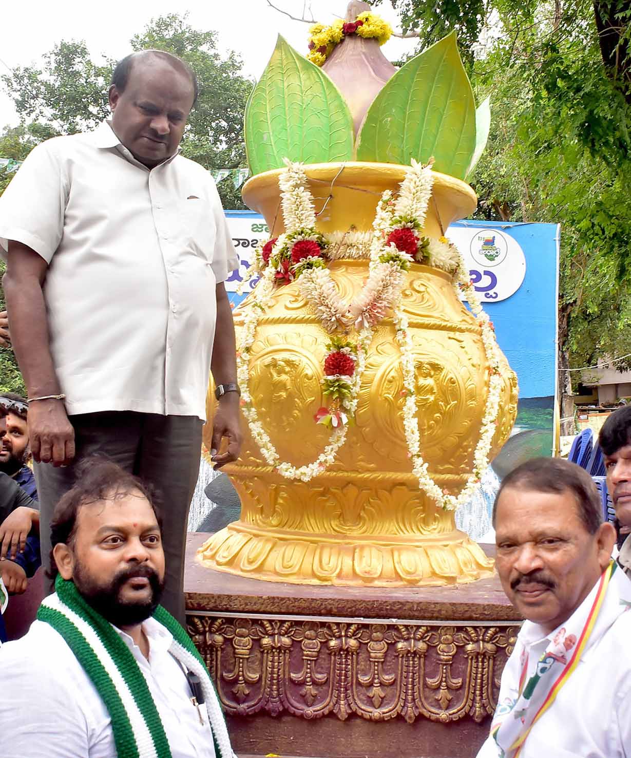 ನೆಲಮಂಗಲದಲ್ಲಿ ಶುಕ್ರವಾರ ಜನತಾ ಜಲಧಾರೆ ಸಮಾವೇಶ | ಐದು ಲಕ್ಷ ಜನರು ಭಾಗವಹಿಸುವ ನಿರೀಕ್ಷೆ: ಕುಮಾರಸ್ವಾಮಿ
