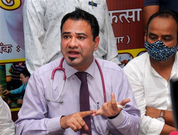 ದೇಶದ್ರೋಹ ಆರೋಪಗಳು ನಮ್ಮನ್ನು ಅಸ್ಪಶ್ಯರನ್ನಾಗಿಸಿವೆ: ಡಾ.ಕಫೀಲ್ ಖಾನ್