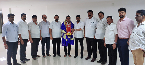 ಎಸ್  ಸಿಡಿಸಿಸಿ ಬ್ಯಾಂಕ್ ವತಿಯಿಂದ ಕೆ.ಪಿ.ಸುಚರಿತ ಶೆಟ್ಟಿಗೆ ಸನ್ಮಾನ