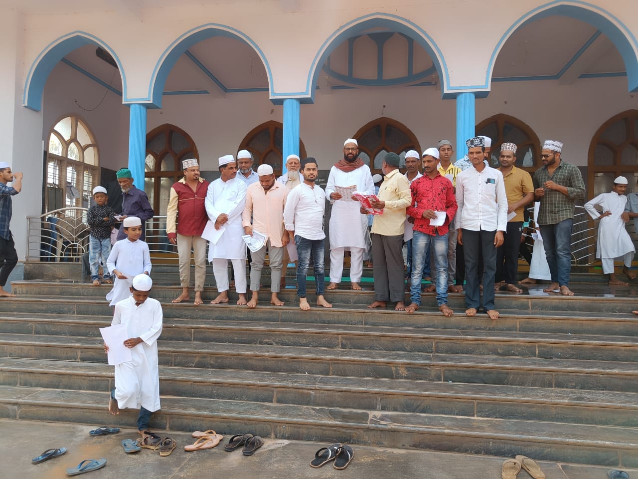 VIDEO- ಸಾಗರ: ಆನಂದಪುರದ ಜಾಮಿಯಾ ಮಸೀದಿಯಲ್ಲಿ ಶುಕ್ರವಾರದ ನಮಾಝ್ ಬಳಿಕ ಸಂವಿಧಾನದ ಪೀಠಿಕೆ ಪಠಣ