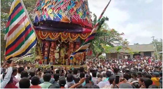 ಗುಂಡ್ಲುಪೇಟೆ | ರಥೋತ್ಸವದ ವೇಳೆ ರಥದ ಚಕ್ರಕ್ಕೆ ಸಿಲುಕಿ ಯುವಕ ಮೃತ್ಯು, ಇಬ್ಬರಿಗೆ ಗಾಯ