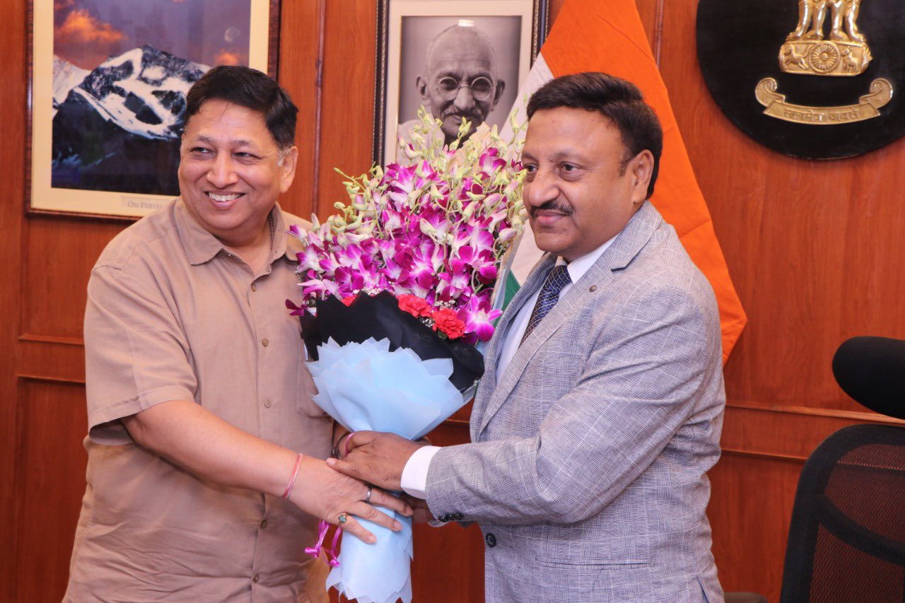 ಮುಖ್ಯ ಚುನಾವಣಾ ಆಯುಕ್ತರಾಗಿ ರಾಜೀವ್‌ ಕುಮಾರ್‌ ಅಧಿಕಾರ ಸ್ವೀಕಾರ