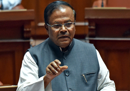 ಮಾಜಿ ಸಚಿವ ಬಿ.ಜೆ.ಪುಟ್ಟಸ್ವಾಮಿ ಪೂರ್ಣಾನಂದಪುರಿ ಸ್ವಾಮೀಜಿಯಾಗಿ ಪೀಠಾರೋಹಣ