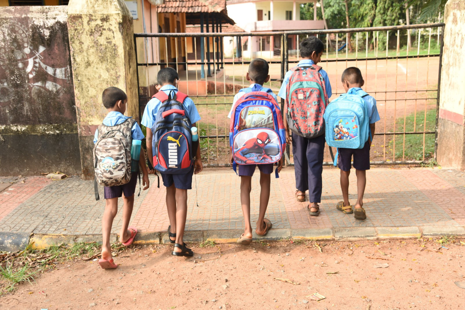 ಇಂದು ಶಾಲೆಗಳಿಗೆ ರಜೆ: ಜಿಲ್ಲಾಧಿಕಾರಿ ಡಾ. ರಾಜೇಂದ್ರ