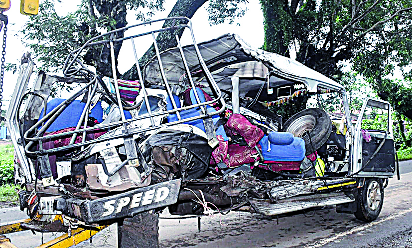 ಧಾರವಾಡ | ಬಾಡ ರಸ್ತೆ ಅಪಘಾತ: ಮೃತರ ಕುಟುಂಬಕ್ಕೆ ತಲಾ 5 ಲಕ್ಷ ರೂ. ಪರಿಹಾರ ಘೋಷಿಸಿದ ಮುಖ್ಯಮಂತ್ರಿ