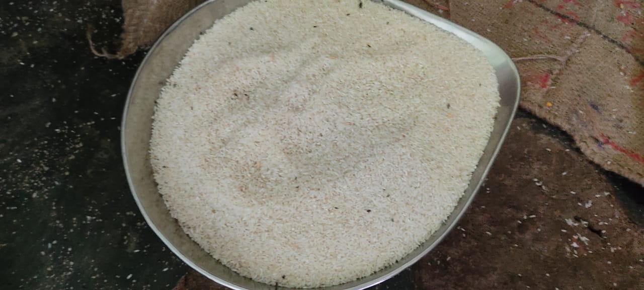 ಕಳಸ: ಶಾಲಾ ಮಕ್ಕಳ ಬಿಸಿಯೂಟದ ಪಡಿತರದಲ್ಲಿ ಹುಳುಗಳು ಪತ್ತೆ; ಆರೋಪ