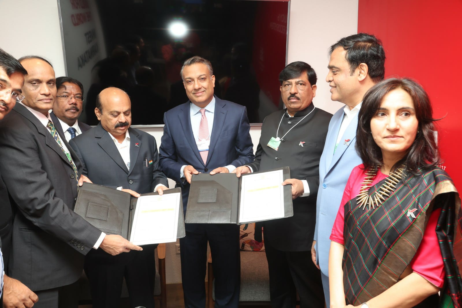 ರೆನ್ಯೂ ಪವರ್ ನಿಂದ 7 ವರ್ಷದಲ್ಲಿ 50 ಸಾವಿರ ಕೋಟಿ ರೂ.ಹೂಡಿಕೆಯ ಒಪ್ಪಂದಕ್ಕೆ ಸಹಿ