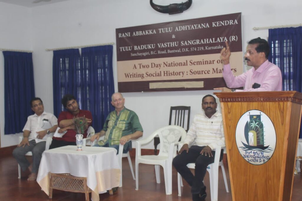 ಅತಿಯಾದ ಭಾವನಾತ್ಮಕದಿಂದ ಸತ್ಯ ಗೋಚರಿಸದು: ವಿವೇಕ ಆಳ್ವ