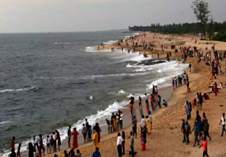 ಉಳ್ಳಾಲ: ಮೈಸೂರು ಮೂಲದ ಮಹಿಳೆ ಸಮುದ್ರಪಾಲು