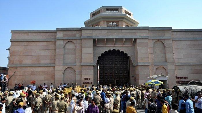 ಜ್ಞಾನವಾಪಿ ಮಸೀದಿ ಸಮೀಕ್ಷಾ ಚಿತ್ರ, ವೀಡಿಯೋಗಳನ್ನು ಕೋರ್ಟ್ ಅನುಮತಿಯಿಲ್ಲದೆ ಬಹಿರಂಗಪಡಿಸಬಾರದು: ವಾರಣಾಸಿ ನ್ಯಾಯಾಲಯ