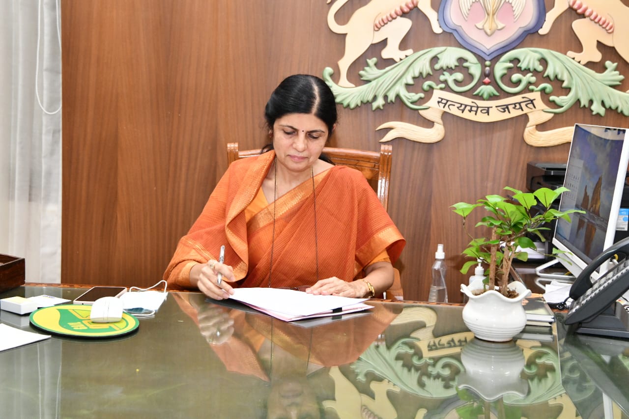 ರಾಜ್ಯ ಸರ್ಕಾರದ ಮುಖ್ಯ ಕಾರ್ಯದರ್ಶಿಯಾಗಿ ವಂದಿತಾ ಶರ್ಮಾ ಅಧಿಕಾರ ಸ್ವೀಕಾರ