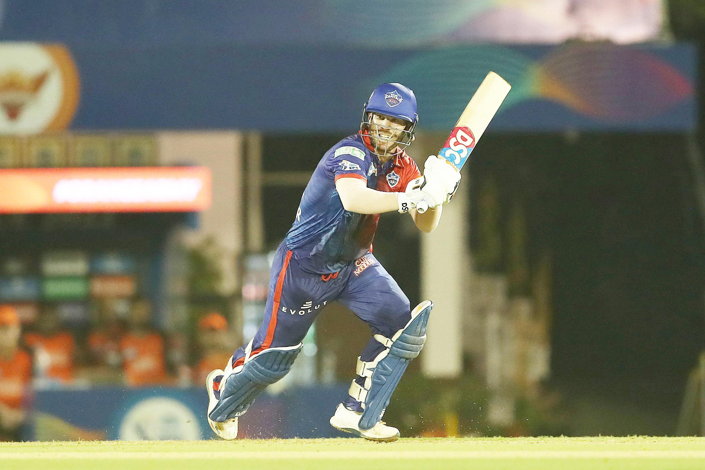 ಐಪಿಎಲ್: ಕ್ರಿಸ್ ಗೇಲ್ ನಿರ್ಮಿಸಿದ್ದ ಟ್ವೆಂಟಿ-20 ವಿಶ್ವ ದಾಖಲೆ ಮುರಿದ ಡೇವಿಡ್ ವಾರ್ನರ್