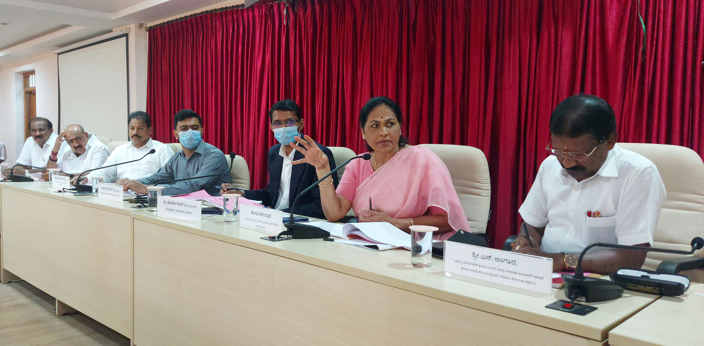 ಅಮೃತ ಸರೋವರ್ ಯೋಜನೆಯಡಿ 75 ಕೆರೆಗಳ ಅಭಿವೃದ್ಧಿ: ಸಂಸದೆ ಶೋಭಾ ಕರಂದ್ಲಾಜೆ