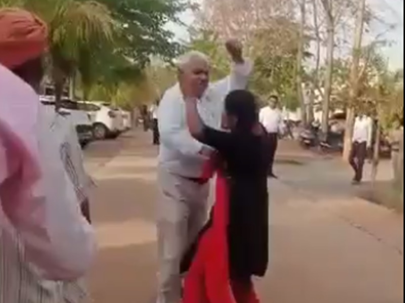 ಮಧ್ಯಪ್ರದೇಶ: ನ್ಯಾಯಾಲಯ ಸಂಕೀರ್ಣದಲ್ಲಿ ವಕೀಲನಿಂದ ಮಹಿಳೆಯ ಮೇಲೆ ಹಲ್ಲೆ