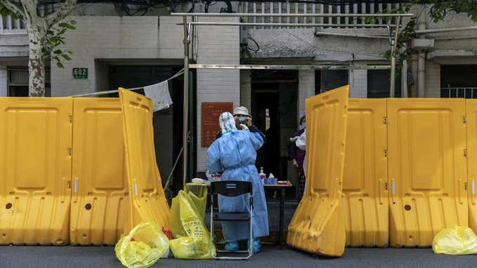 ಸಮುದಾಯ ಮಟ್ಟಕ್ಕೆ ಸೋಂಕು ಹರಡದಂತೆ ಮುನ್ನೆಚ್ಚರಿಕೆ: ಶಾಂಘೈಯಲ್ಲಿ ಇನ್ನಷ್ಟು ಕಠಿಣ ಕೋವಿಡ್ ನಿರ್ಬಂಧ ಜಾರಿ