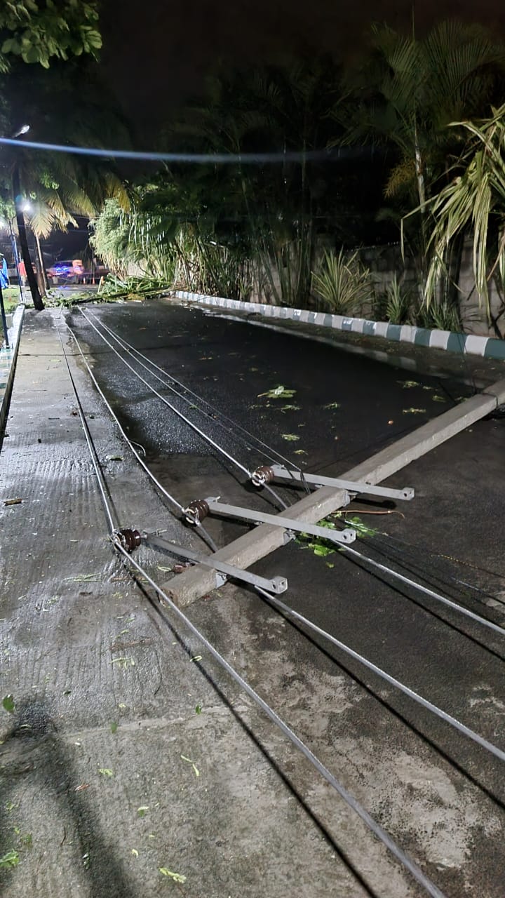 ಬೆಂಗಳೂರು: ಭಾರೀ ಗಾಳಿ-ಮಳೆಗೆ ಹಲವೆಡೆ ಹಾನಿ, ಬೆಸ್ಕಾಂ ವ್ಯಾಪ್ತಿಯಲ್ಲಿ ವಿದ್ಯುತ್ ವ್ಯತ್ಯಯ