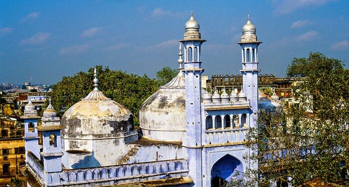 ಜ್ಞಾನವ್ಯಾಪಿ ಮಸೀದಿ ಪ್ರಕರಣ: ಸರ್ವೇ ಅಧಿಕಾರಿಯನ್ನು ಬದಲಾಯಿಸಬೇಕೆಂಬ ಅರ್ಜಿಯ ವಿರುದ್ಧ ನ್ಯಾಯಾಲಯದ ಮೊರೆ