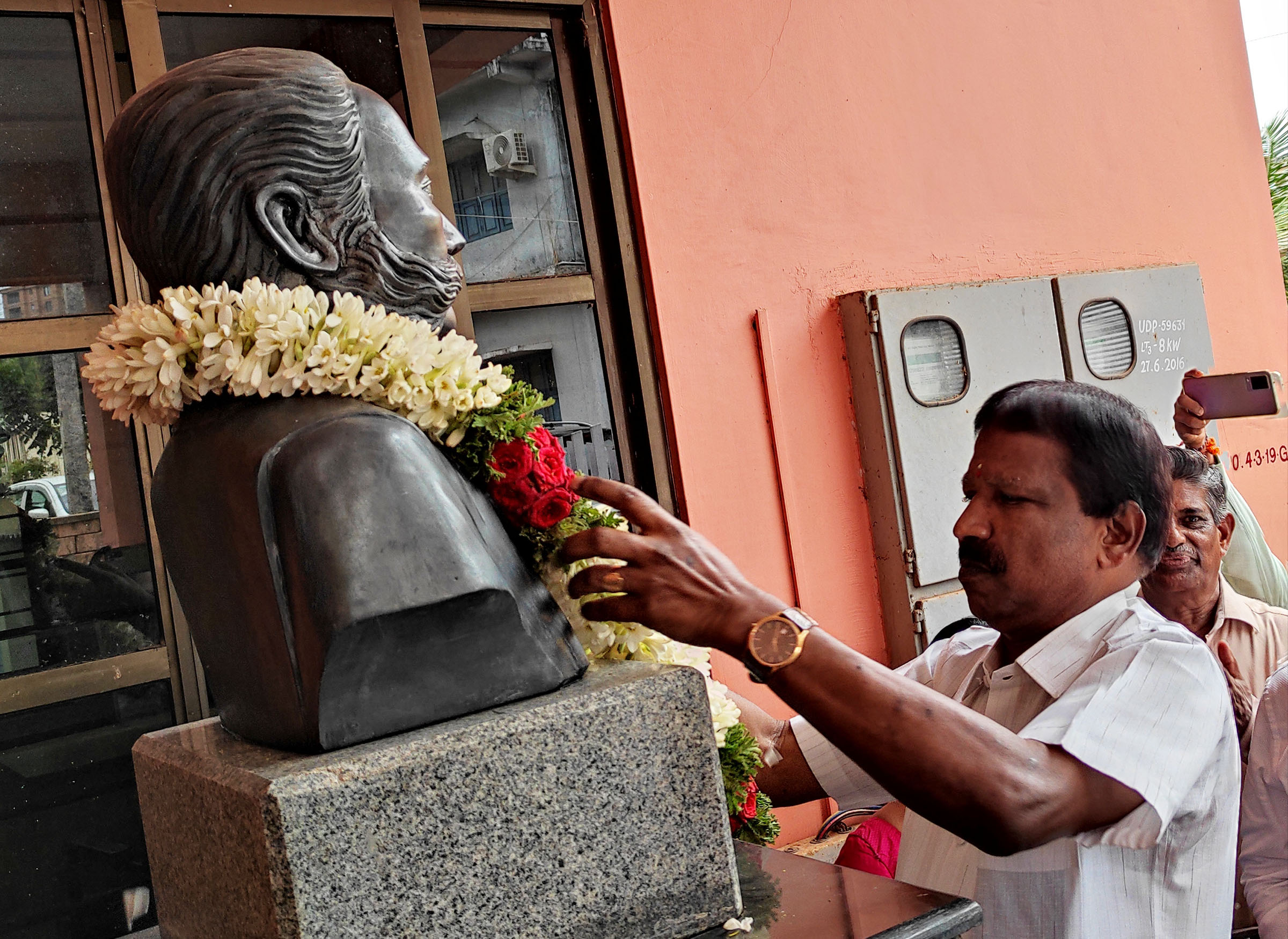 ಸಮಾಜದಲ್ಲಿ ಕರುಣೆ, ಮಾನವೀಯತೆ ಹೆಚ್ಚಲಿ: ಸಚಿವ ಎಸ್.ಅಂಗಾರ