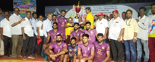 ರಾಷ್ಟ್ರೀಯ ವಾಲಿಬಾಲ್ ಚಾಂಪಿಯನ್ ಶಿಪ್ : ಬಿಪಿಸಿಎಲ್ ಕೊಚ್ಚಿನ್ ಮುಡಿಗೆ ಪ್ರಶಸ್ತಿ
