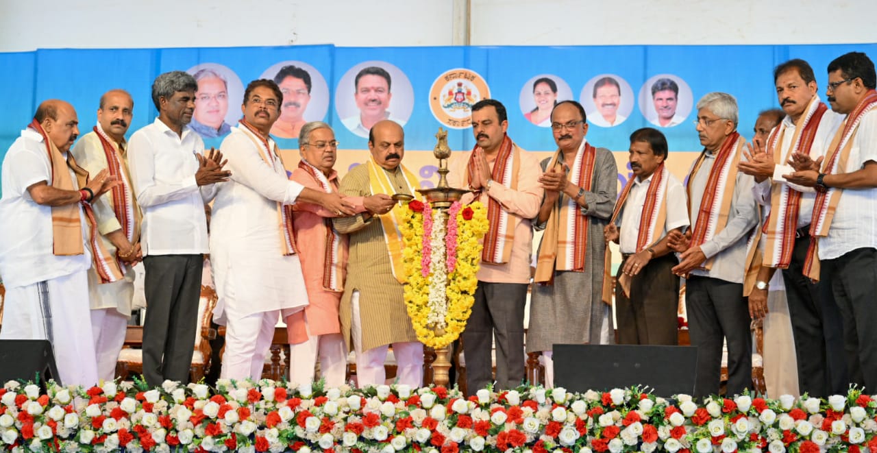 ಮಂಗಳೂರಿನಲ್ಲಿ ಅಂ.ರಾ.ಮಟ್ಟದ ಫರ್ನಿಚರ್ ಕ್ಲಸ್ಟರ್ ಸ್ಥಾಪನೆ; ಎಣ್ಣೆಹೊಳೆಯಲ್ಲಿ ಮುಖ್ಯಮಂತ್ರಿ ಬೊಮ್ಮಾಯಿ ಘೋಷಣೆ