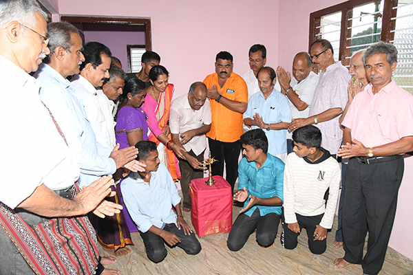 ವಿದ್ಯಾಪೋಷಕ್‌ನ 29ನೇ ಮನೆ ವಿದ್ಯಾರ್ಥಿಗಳಿಗೆ ಹಸ್ತಾಂತರ