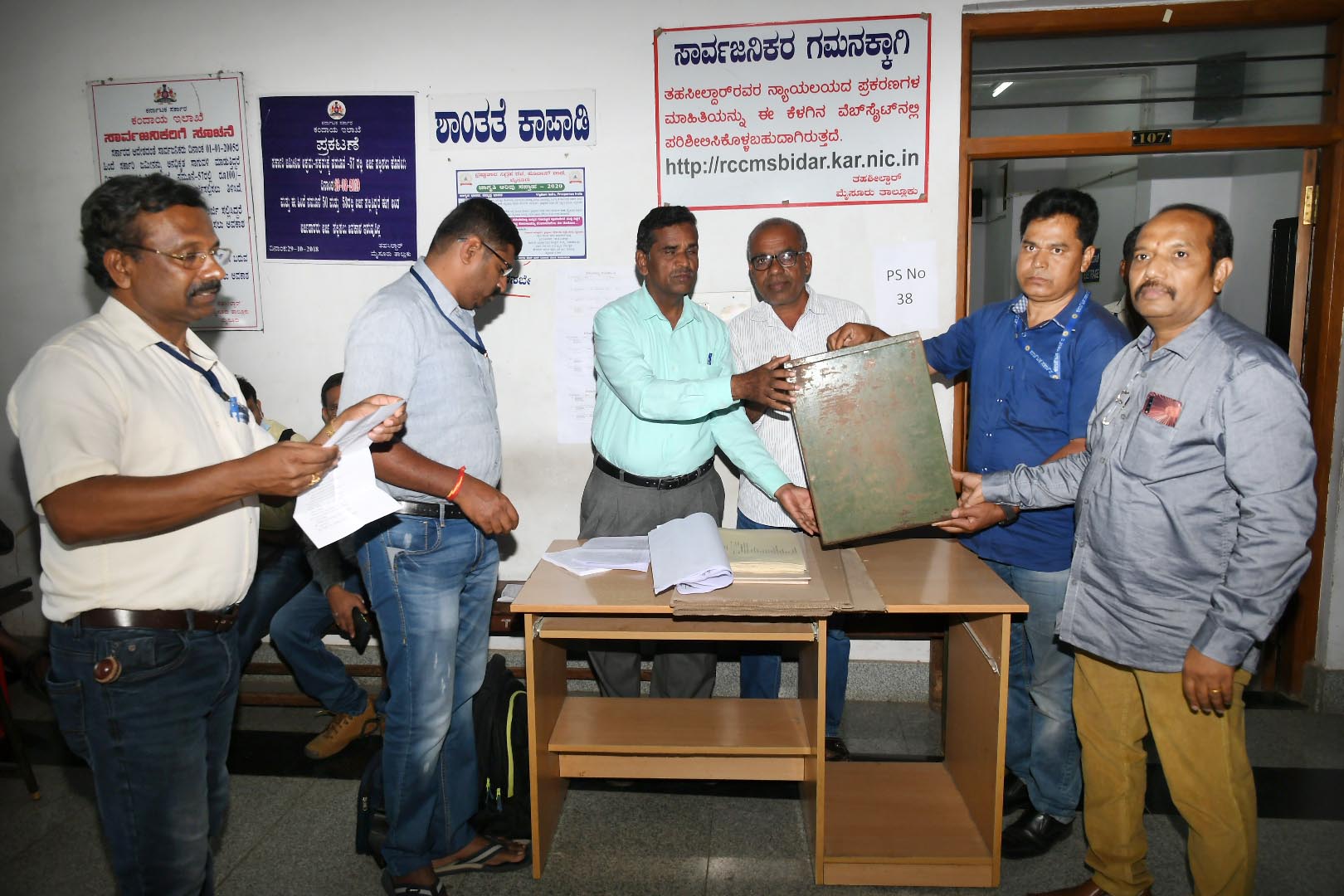 ಪರಿಷತ್ತಿನ ನಾಲ್ಕು ಸ್ಥಾನಗಳಿಗೆ ಇಂದು ಮತದಾನ