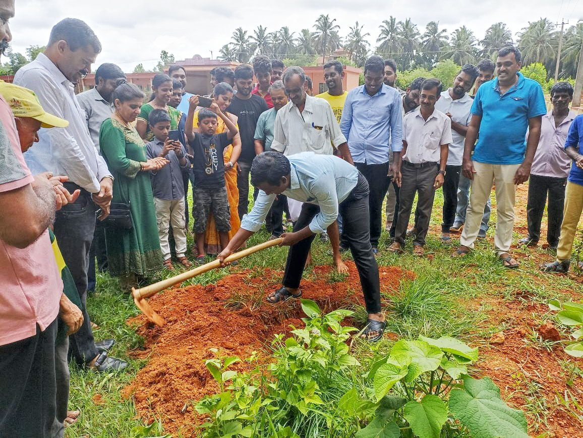 ವೈಯಕ್ತಿಕ ಜವಾಬ್ದಾರಿಯಾಗಿಸಿ ಮರಗಳ ರಕ್ಷಣೆಗೆ ಆದ್ಯತೆ ನೀಡುವುದು ಅಗತ್ಯ: ಎಸಿ ರಾಜು