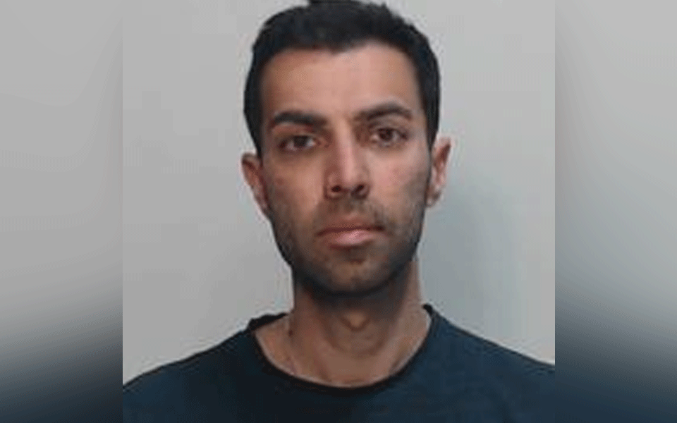 ಲಂಡನ್: ಟಿಂಡರ್ ಆ್ಯಪ್‍ನಲ್ಲಿ ಪರಿಚಯವಾದ ಮಹಿಳೆಯ ಅತ್ಯಾಚಾರ; ಭಾರತ ಮೂಲದ ವೈದ್ಯನಿಗೆ ನಾಲ್ಕು ವರ್ಷ ಜೈಲು