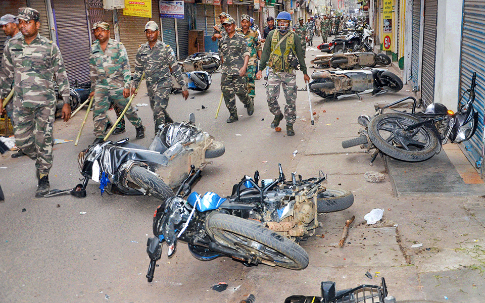 ಪ್ರತಿಭಟನಾಕಾರರ ಪೋಸ್ಟರ್ ಅಳವಡಿಸಿದ್ದ ಪೊಲೀಸರಿಗೆ ಶೋಕಾಸ್ ನೋಟೀಸ್ ನೀಡಿದ ಜಾರ್ಖಂಡ್ ಮುಖ್ಯ ಕಾರ್ಯದರ್ಶಿ