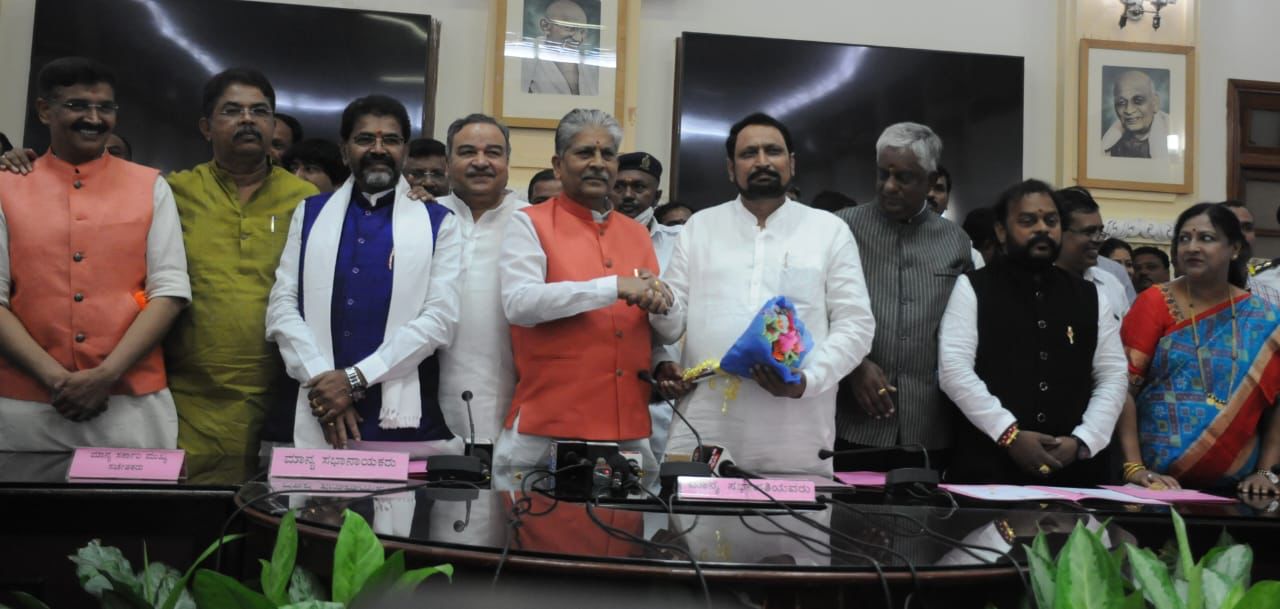 ವಿಧಾನಸಭೆಯಿಂದ ಪರಿಷತ್ತಿಗೆ ಆಯ್ಕೆಯಾದ ನೂತನ 7 ಮಂದಿ ಸದಸ್ಯರಿಂದ ಪ್ರಮಾಣ ವಚನ ಸ್ವೀಕಾರ