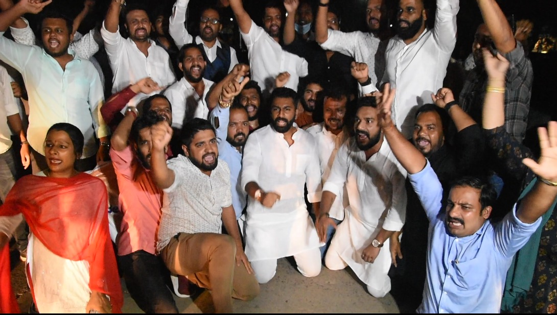 ಅಗ್ನಿಪಥ್ ಯೋಜನೆ ವಿರುದ್ಧ ಯುವ ಕಾಂಗ್ರೆಸ್ ಪ್ರತಿಭಟನೆ; ರಸ್ತೆ ತಡೆ ನಡೆಸಿದ ಕಾರ್ಯಕರ್ತರು ಪೊಲೀಸ್ ವಶಕ್ಕೆ