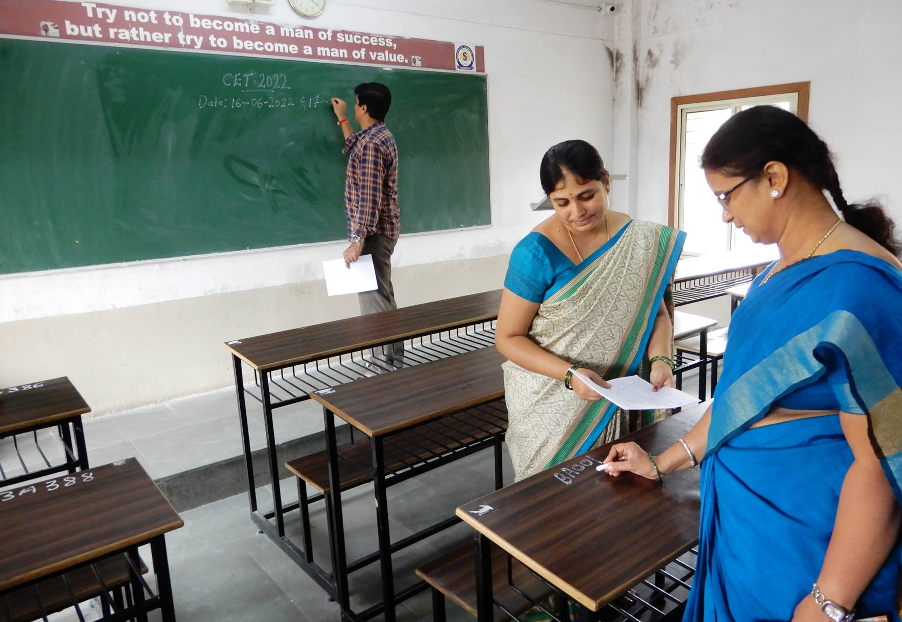 SSLC ಪೂರಕ ಪರೀಕ್ಷೆ: ವಿಜ್ಞಾನ ವಿಷಯಕ್ಕೆ ಆರು ಸಾವಿರಕ್ಕೂ ಅಧಿಕ ವಿದ್ಯಾರ್ಥಿಗಳು ಗೈರು