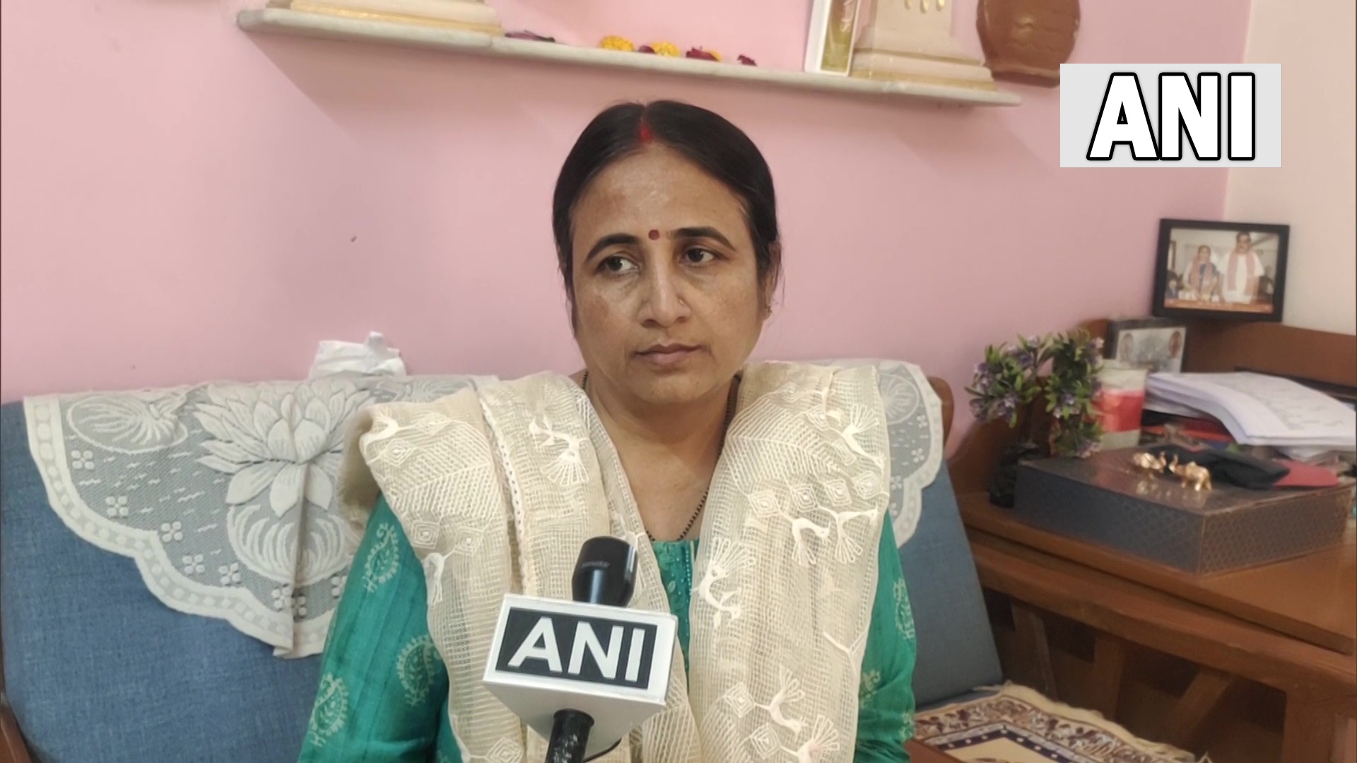 ಹಿಂದುಗಳ ಜನಸಂಖ್ಯೆಯನ್ನು ಕಡಿಮೆಗೊಳಿಸುತ್ತದೆ: ಯುವತಿಯ ಸ್ವವಿವಾಹ ಯೋಜನೆ ಕುರಿತು ಬಿಜೆಪಿ ನಾಯಕಿಯ ಕಿಡಿ