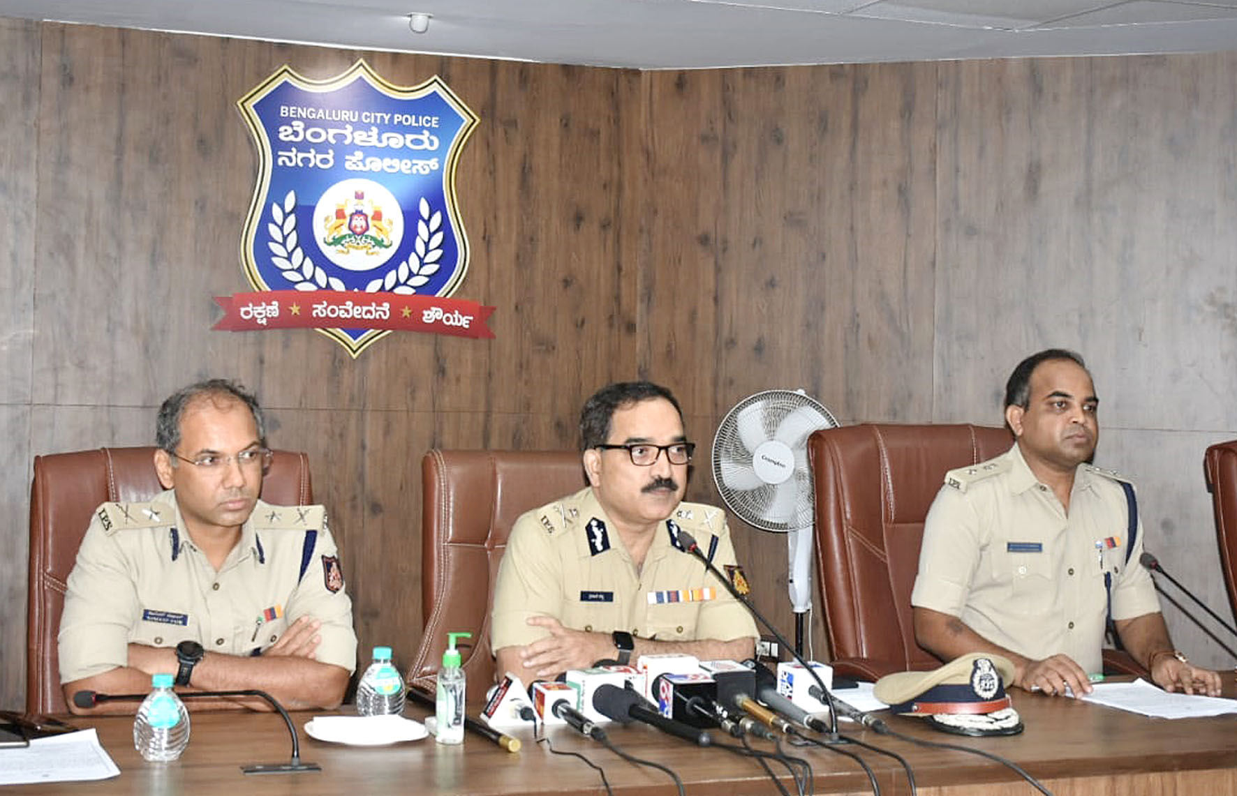 ಬೆಂಗಳೂರು | ಪ್ರಾರ್ಥನಾ ಮಂದಿರಗಳಲ್ಲಿ ಧ್ವನಿವರ್ಧಕ ಅನುಮತಿಗೆ 959 ಅರ್ಜಿ: ಪೊಲೀಸ್ ಆಯುಕ್ತ ಪ್ರತಾಪ್ ರೆಡ್ಡಿ