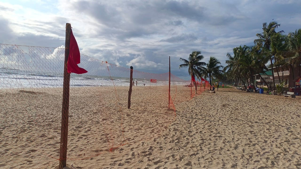 ಮಲ್ಪೆ ಬೀಚ್‌ನಲ್ಲಿ ಪ್ರವಾಸಿಗರು ನೀರಿಗೆ ಇಳಿಯದಂತೆ ಸುರಕ್ಷತಾ ತಡೆಬೇಲಿ ನಿರ್ಮಾಣ