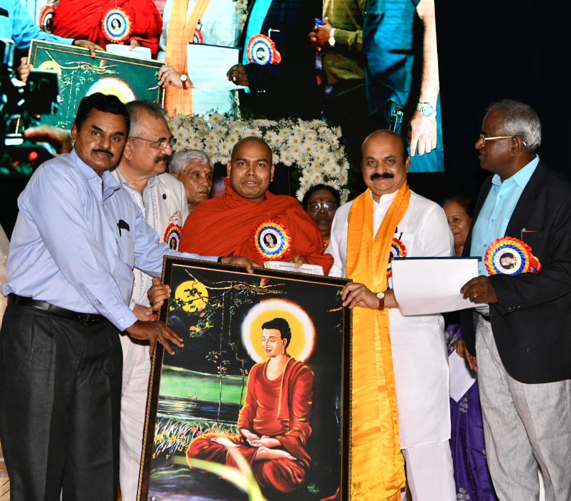 ಇತರ ಧರ್ಮಗಳನ್ನು ಗೌರವಿಸಿ ಸಮನ್ವಯ ಸಾಧಿಸಬೇಕು : ಮುಖ್ಯಮಂತ್ರಿ ಬಸವರಾಜ ಬೊಮ್ಮಾಯಿ