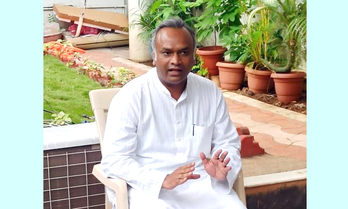 ಚುನಾವಣಾ ಸಿದ್ಧತೆ ಆರಂಭಿಸಿದ ಬಿಜೆಪಿ: ಪ್ರಿಯಾಂಕ್ ಖರ್ಗೆ ವಾಗ್ದಾಳಿ