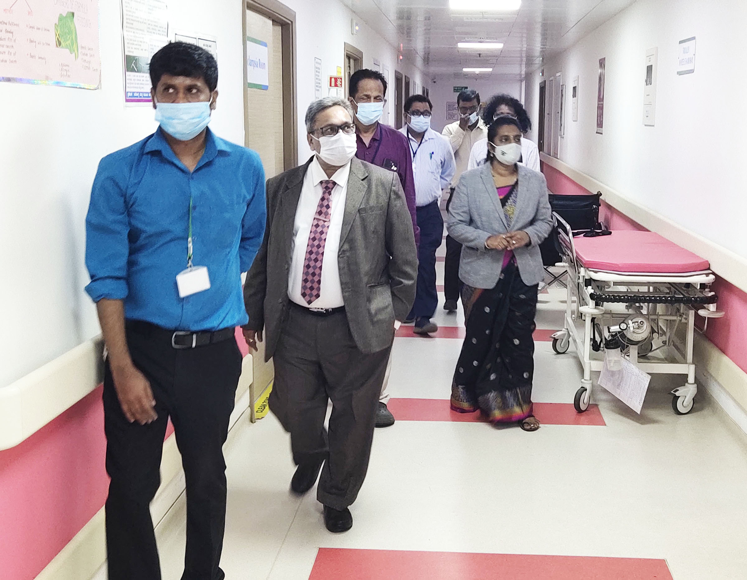 ಸರಕಾರಿ ತಾಯಿ-ಮಕ್ಕಳ ಆಸ್ಪತ್ರೆಗೆ ಉಡುಪಿ ಜಿಲ್ಲಾ ನ್ಯಾಯಾಧೀಶರ ಭೇಟಿ