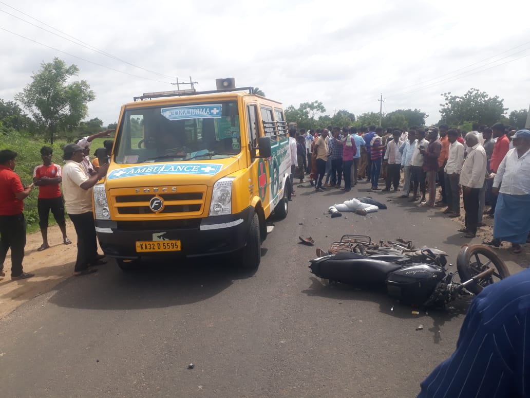 ಕಲಬುರಗಿಯಲ್ಲಿ ಬೈಕ್‌ ಗಳ ನಡುವೆ ಮುಖಾಮುಖಿ ಢಿಕ್ಕಿ: ಸ್ಥಳದಲ್ಲೇ ಮೂವರು ಮೃತ್ಯು
