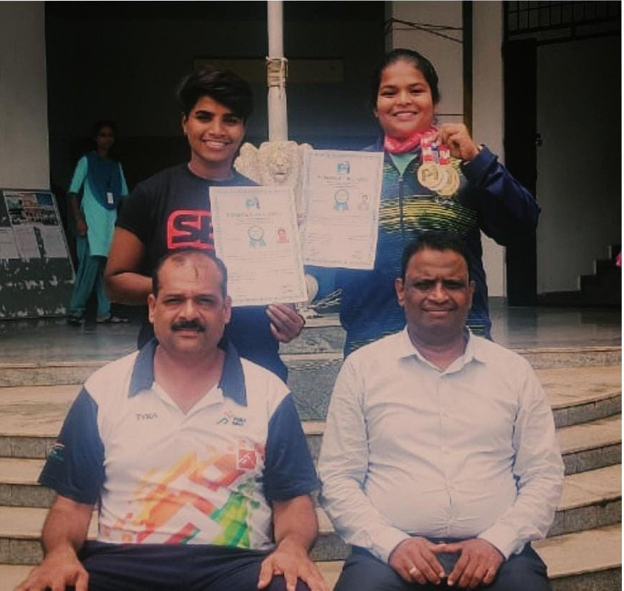 ರಾಷ್ಟ್ರಮಟ್ಟದ ಪವರ್ ಲಿಫ್ಟಿಂಗ್ ಸ್ಪರ್ಧೆಯಲ್ಲಿ ಪದಕ