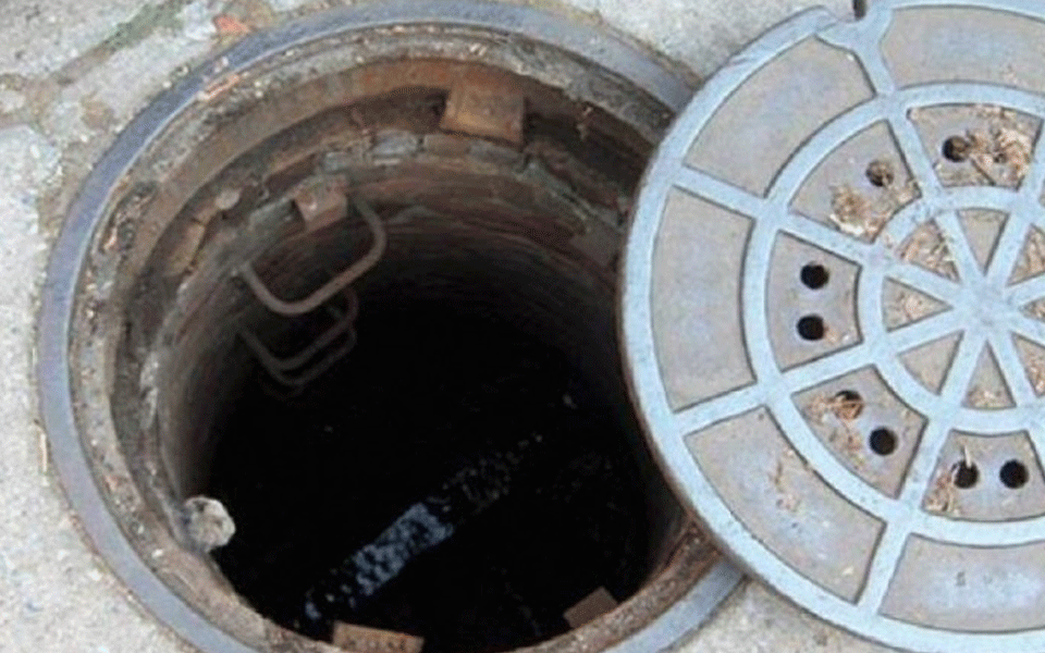 ಚರಂಡಿ, ಮಲಗುಂಡಿ ಸ್ವಚ್ಛತೆ ಸಂದರ್ಭ 2017ರಿಂದ 347 ಮಂದಿ ಸಾವು: ಕೇಂದ್ರ