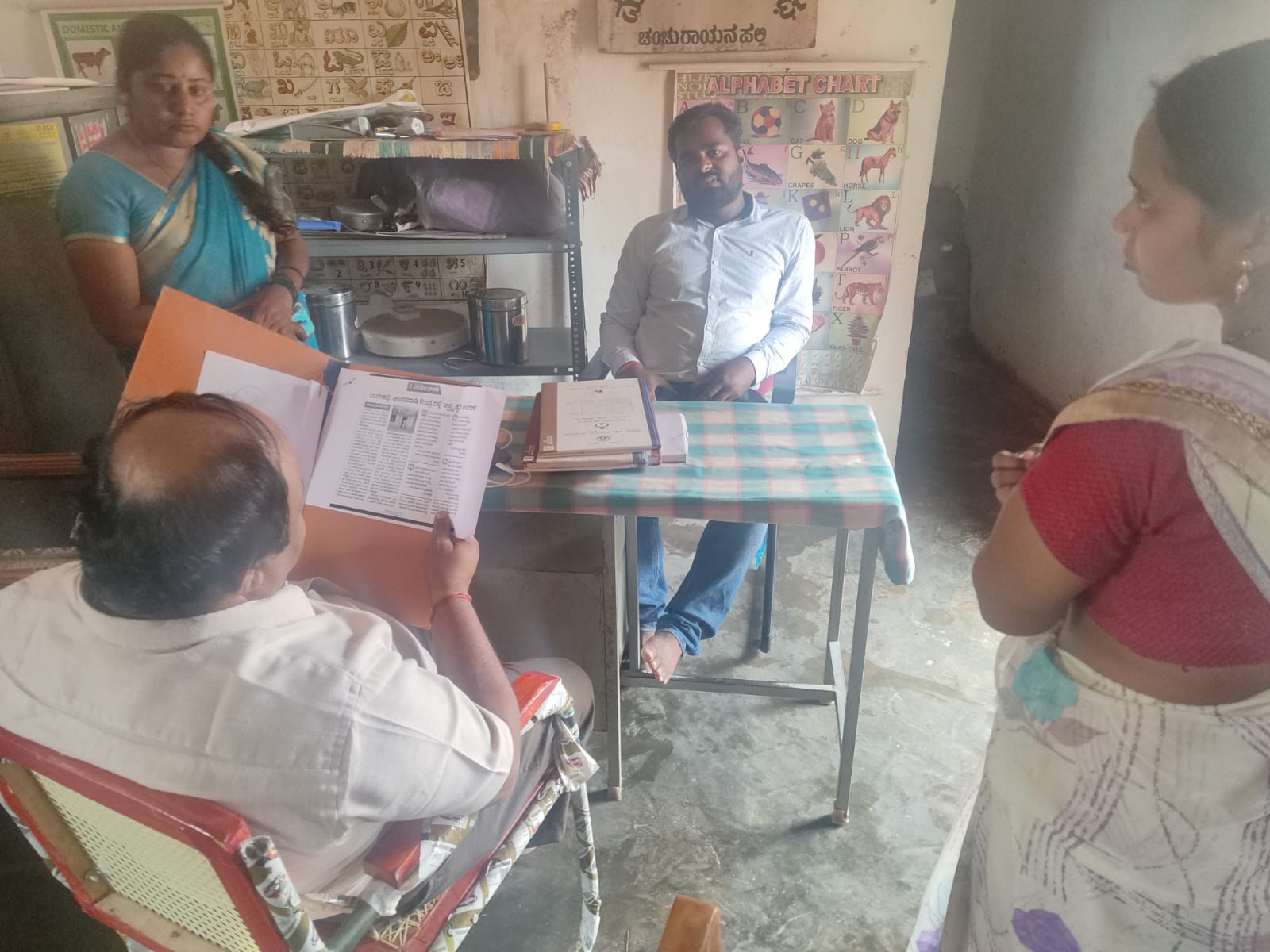 ಬಾಗೇಪಲ್ಲಿ | ಚಂಚುರಾಯನಪಲ್ಲಿ ಅಂಗನವಾಡಿ ಕೇಂದ್ರದಲ್ಲಿ ಅಸ್ಪೃಶ್ಯತೆ ಆಚರಣೆ; ಅಧಿಕಾರಿಗಳ ತಂಡ ಭೇಟಿ, ತನಿಖೆ ಪ್ರಾರಂಭ