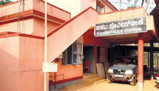 ಕಡಬ; ಸ್ನೇಹಿತೆ ಮನೆಗೆ ಬಂದಿದ್ದಕ್ಕೆ ಆಕ್ಷೇಪಿಸಿ ದಾಂಧಲೆ; ಸಂಘ ಪರಿವಾರದ ನಾಲ್ವರ ವಿರುದ್ಧ ಪ್ರಕರಣ ದಾಖಲು