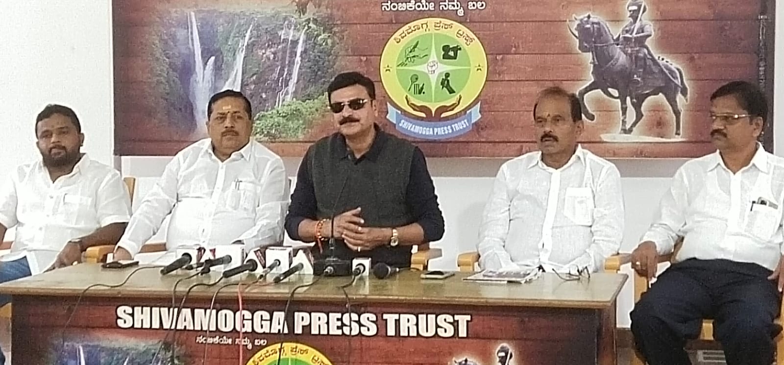 ಯಡಿಯೂರಪ್ಪನವರ ಶಾಪ ಈಶ್ವರಪ್ಪನವರಿಗೆ ತಟ್ಟುತ್ತದೆ: ಬೇಳೂರು ಗೋಪಾಲಕೃಷ್ಣ