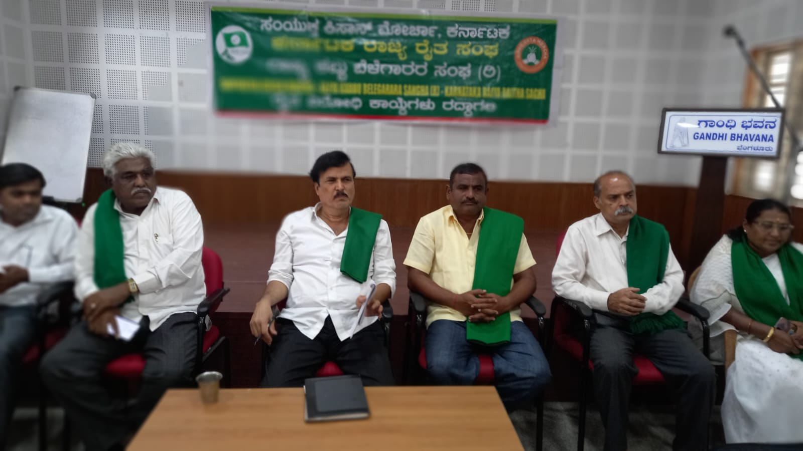 ಕೇಂದ್ರ ಸರಕಾರದಿಂದ ರೈತರ ಕಣ್ಣಿಗೆ ಮಣ್ಣೆರಚುವ ತಂತ್ರಗಾರಿಕೆ: ಕುರುಬೂರು ಶಾಂತಕುಮಾರ್