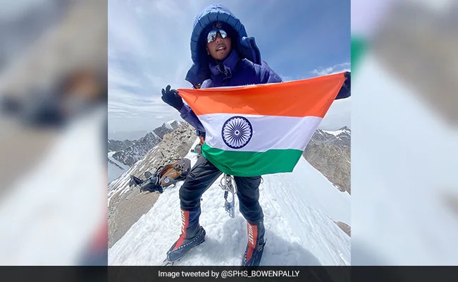 ಲಡಾಖ್‌ನ 2 ಪರ್ವತ ಶಿಖರ ಏರಿ ವಿಶ್ವ ದಾಖಲೆ ಬರೆದ 13ರ ಬಾಲಕ