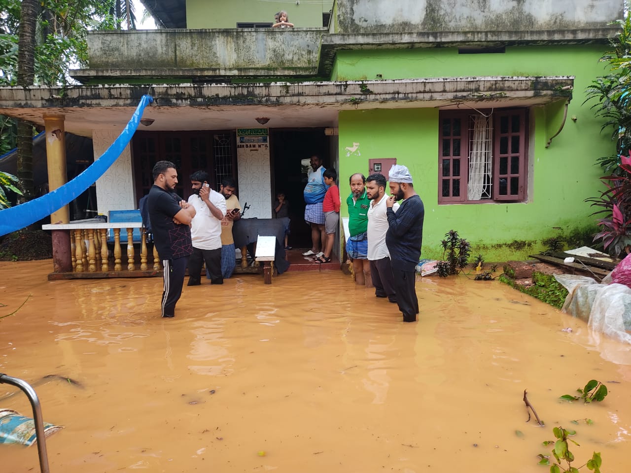 ಭಾರೀ ಮಳೆ; ಕಲ್ಲಾಪುನಲ್ಲಿ ಕೃತಕ ನೆರೆಯಿಂದ ಮನೆಗಳು ಜಲಾವೃತ