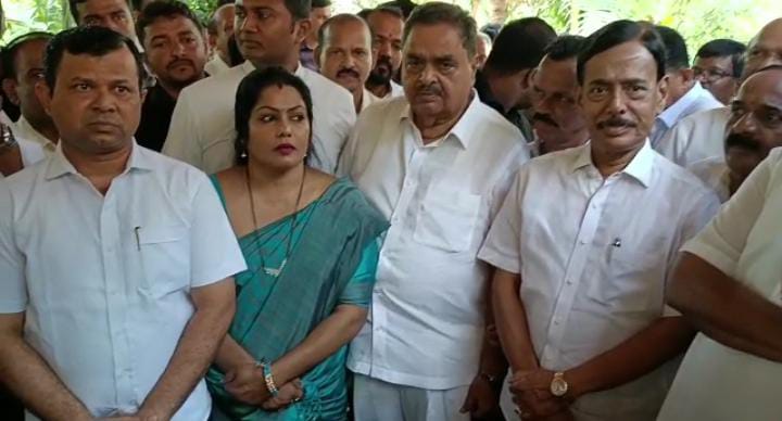 ಕೊಲೆಯಾದ ಪ್ರವೀಣ್ ಮನೆಗೆ ಬಿ.ಕೆ.ಹರಿಪ್ರಸಾದ್ ಭೇಟಿ