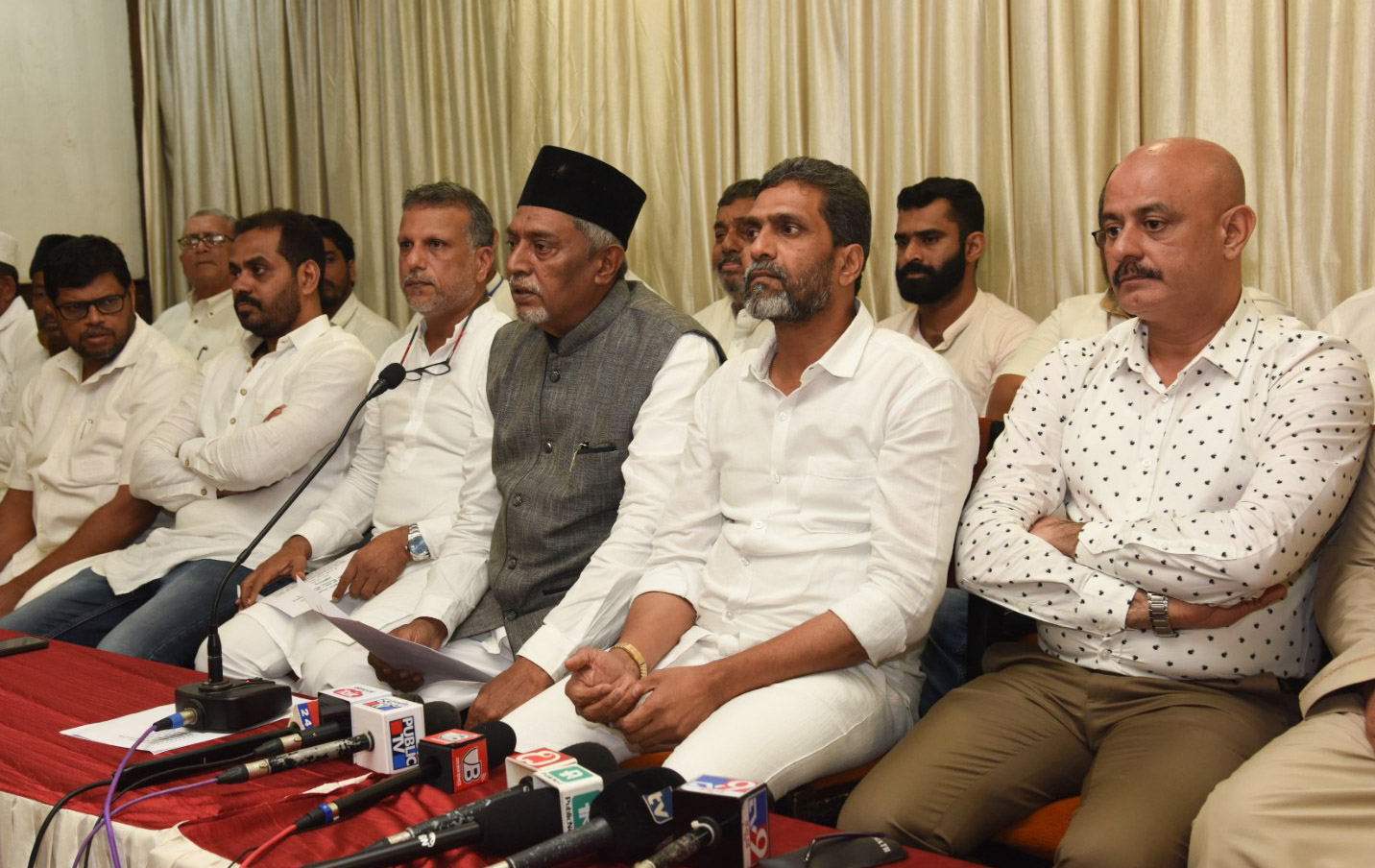 ಸರಕಾರ ತಾರತಮ್ಯ ನೀತಿ ಕೈ ಬಿಟ್ಟು ನಿಷ್ಪಕ್ಷಪಾತ ಕ್ರಮ ಜರುಗಿಸಲಿ: ಮುಸ್ಲಿಂ ಸಂಘಟನೆಗಳ ಮುಖಂಡರ ಆಗ್ರಹ