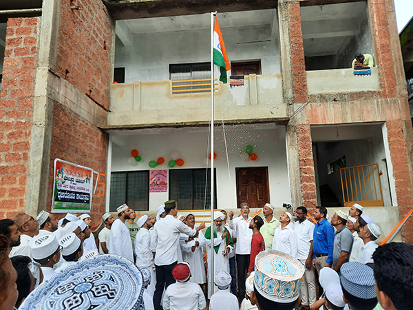 ಎಸ್ಕೆಎಸ್ಸೆಸ್ಸೆಫ್ ಬೊಳ್ಳೂರು ಯೂನಿಟ್ ವತಿಯಿಂದ ಸ್ವಾತಂತ್ರ್ಯ ದಿನಾಚರಣೆ ಎಸ್ಕೆಎಸ್ಸೆಸ್ಸೆಫ್ ಬೊಳ್ಳೂರು ಯೂನಿಟ್ ವತಿಯಿಂದ ಸ್ವಾತಂತ್ರ್ಯ ದಿನಾಚರಣೆ